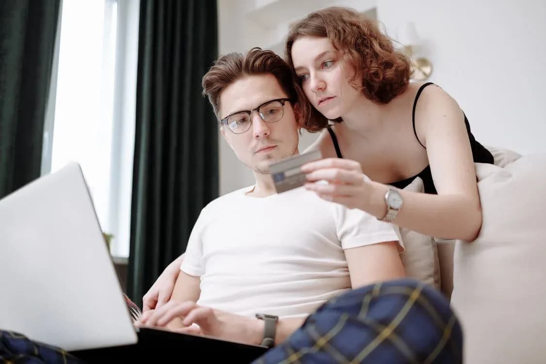 Golpes financeiros online: quais são os mais comuns e como evitar cair
