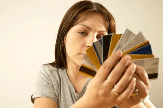6 Dicas de como negociar suas dívidas no cartão de crédito